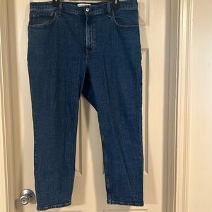 Abercrombie and Fitch Dark Wash The Ankle Straight Ultra High Rise Jean Size 33S